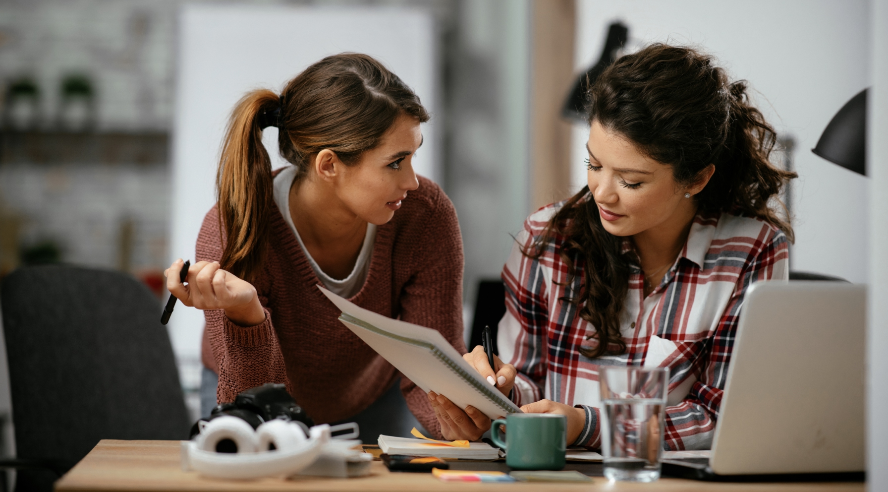 Navigating Funding Challenges: Tips for Efficient Budgeting and Invoicing